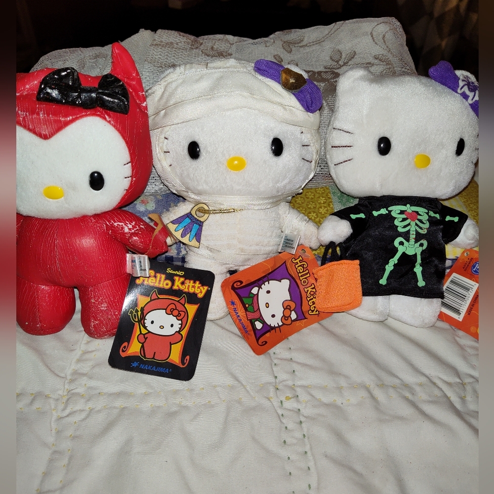 Vintage lot of Halloween themed Hello Kitty plushies